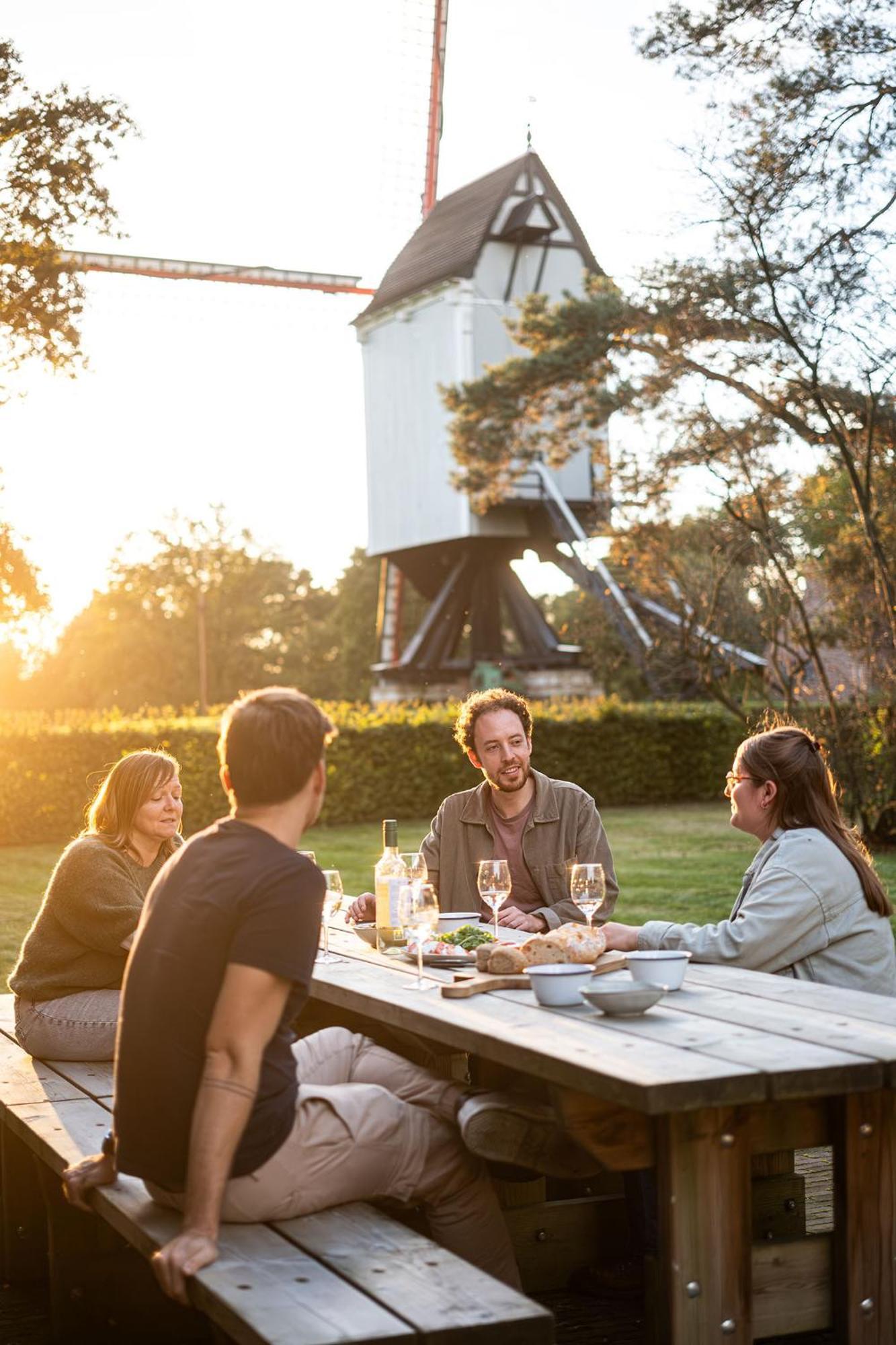 Beddermolen - Molenhuis Op Historisch Erfgoeddomein เวสเตอร์โล ภายนอก รูปภาพ